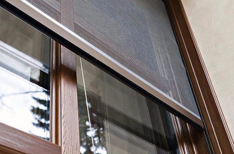 Roller mosquito nets